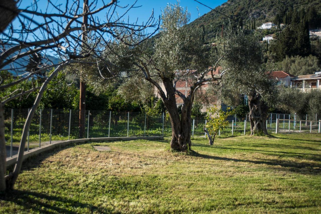 Kostas Studios Nydri  Bagian luar foto